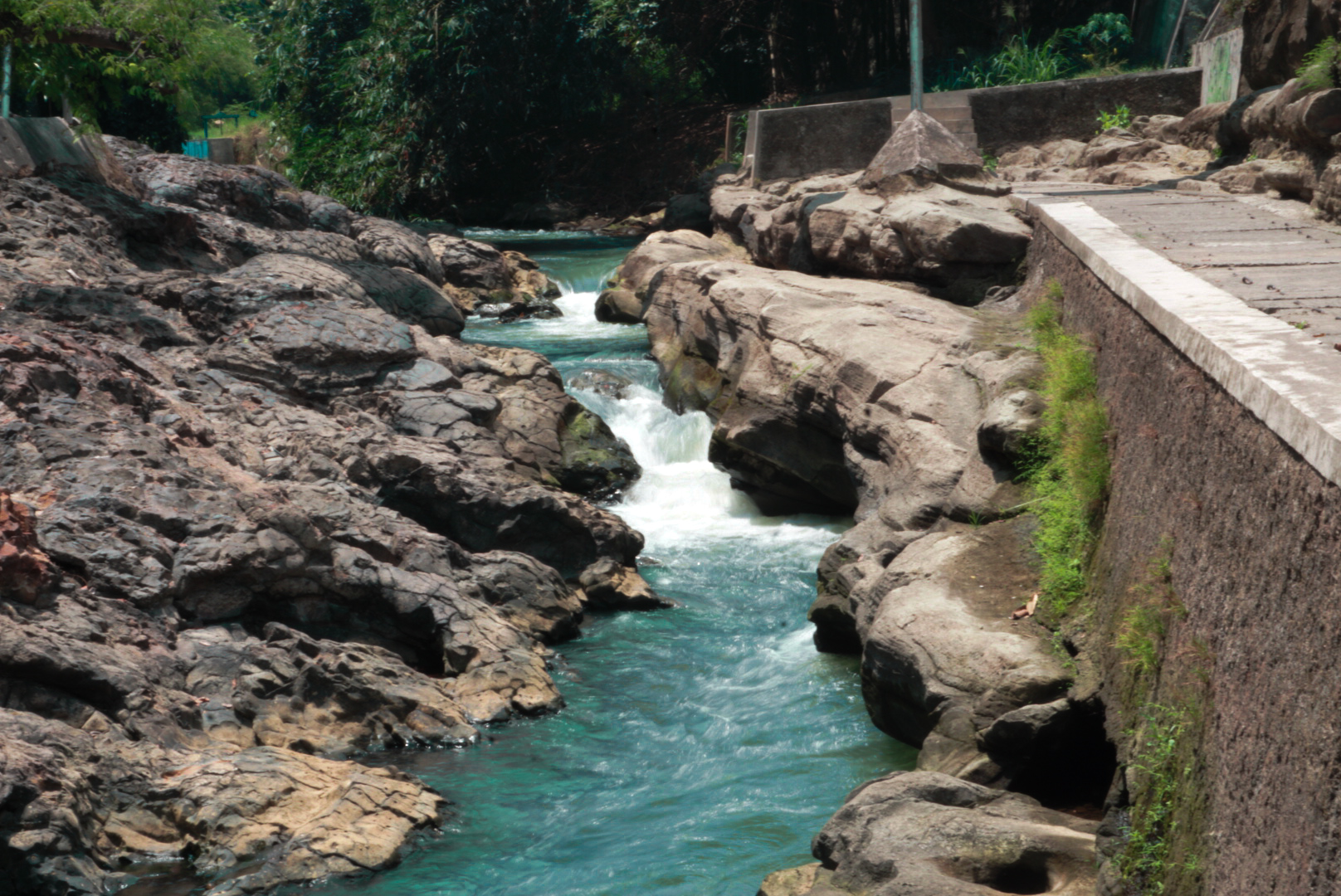 Lava Purba Mangunan